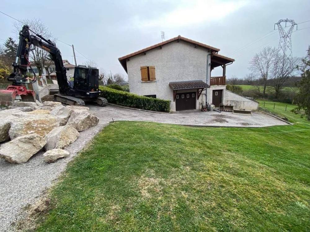 Travaux d'enrochement à Saint-Jean-de-Bournay (3)